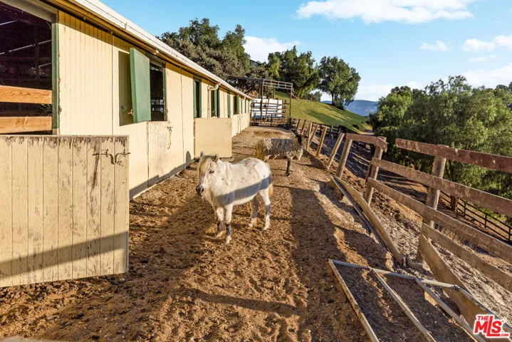 3047 Ballard Canyon Road, Los Olivos, California 93441