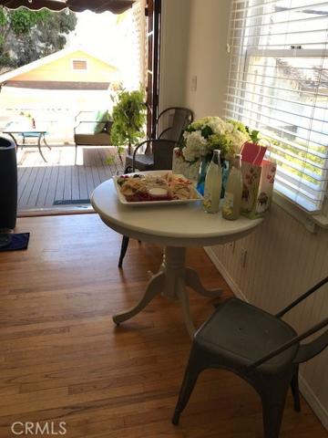 breakfast area off of kitchen