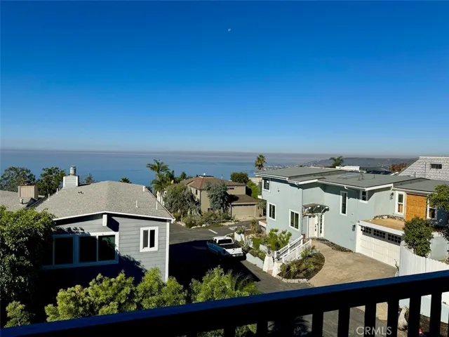 995 La Mirada Street, Laguna Beach, California 92651