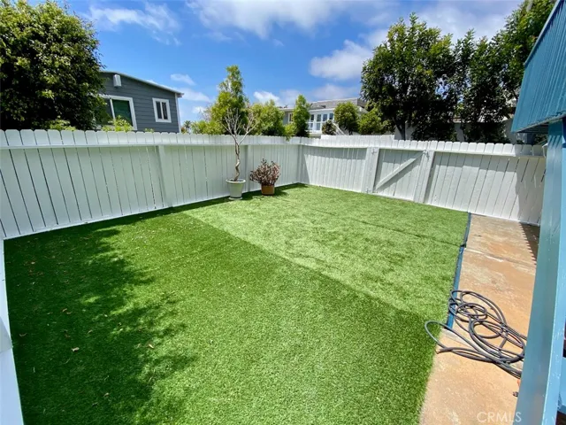 995 La Mirada Street, Laguna Beach, California 92651