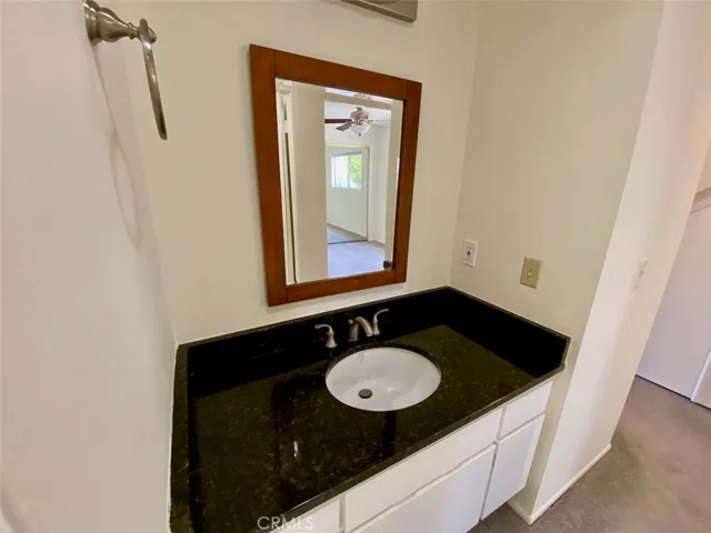 995 La Mirada Street, Laguna Beach, California 92651