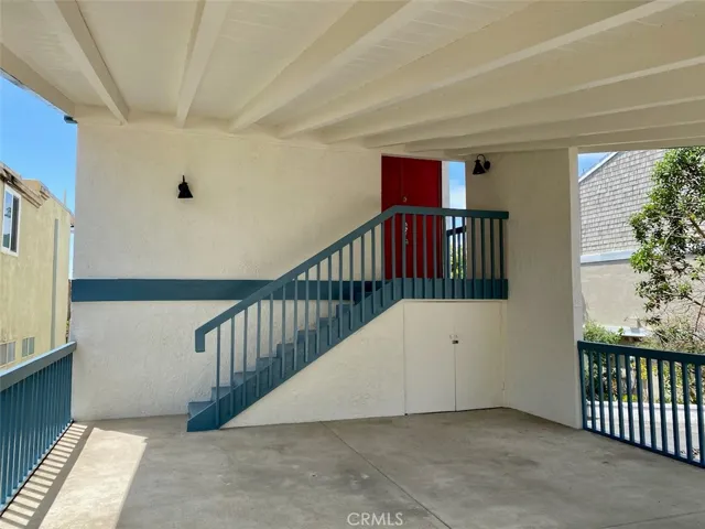 995 La Mirada Street, Laguna Beach, California 92651