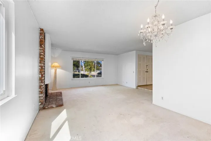 Dinning Room / Living Room