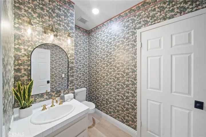 41110 Los Ranchos Circle, Temecula, California 92592