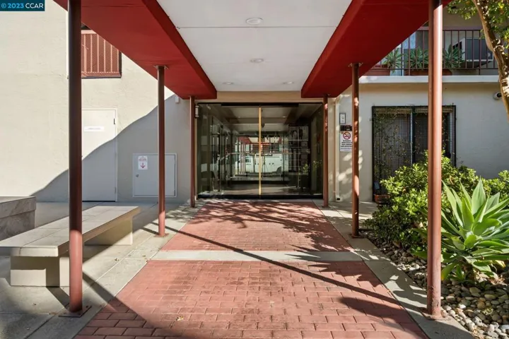 3173 Wayside Plaza Unit 312, Walnut Creek, California 94597