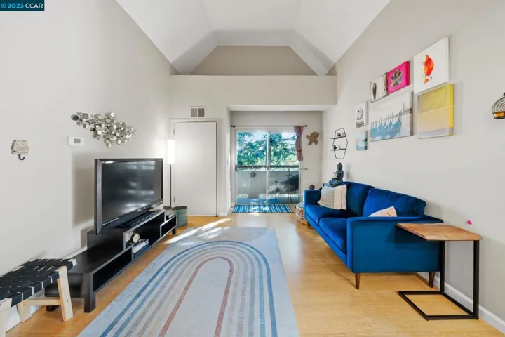 3173 Wayside Plaza Unit 312, Walnut Creek, California 94597