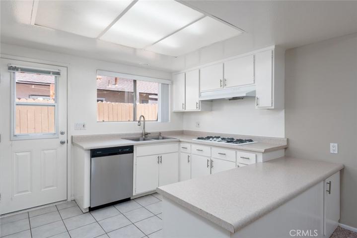 3 bed/2 bath--unit 1