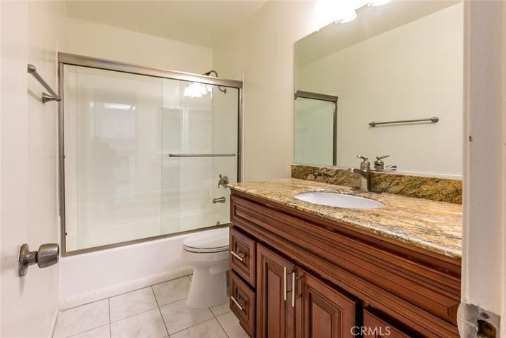 2 bed/2 bath-unit 3