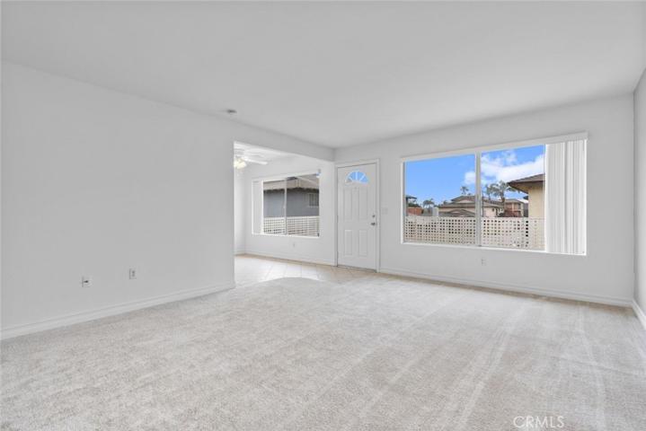 2 bed/1 bath-unit 4
