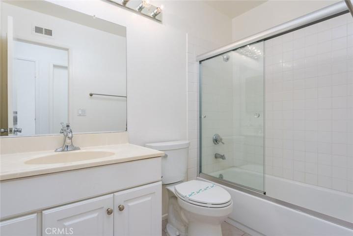 3 bed/2 bath-unit 1