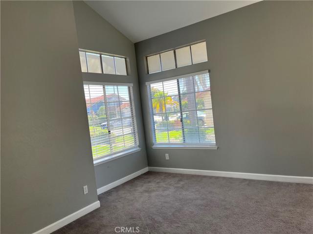 Living room nook and views to street