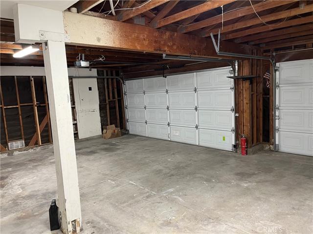 2 car part of the 3 car garage