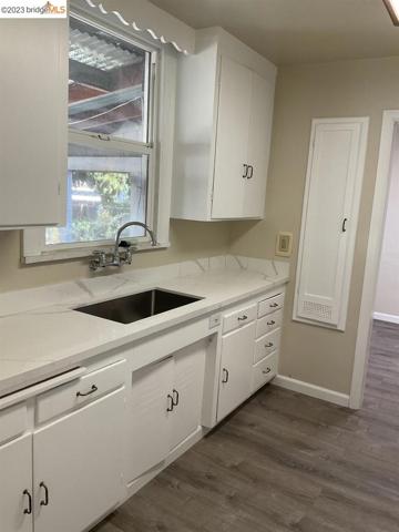 215 California Avenue, Pittsburg, California 94565