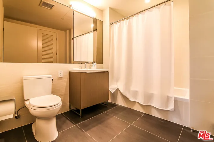 889 Francisco Street 911, Los Angeles, California 90017