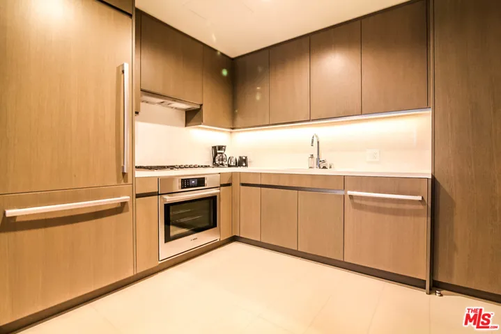 889 Francisco Street 911, Los Angeles, California 90017