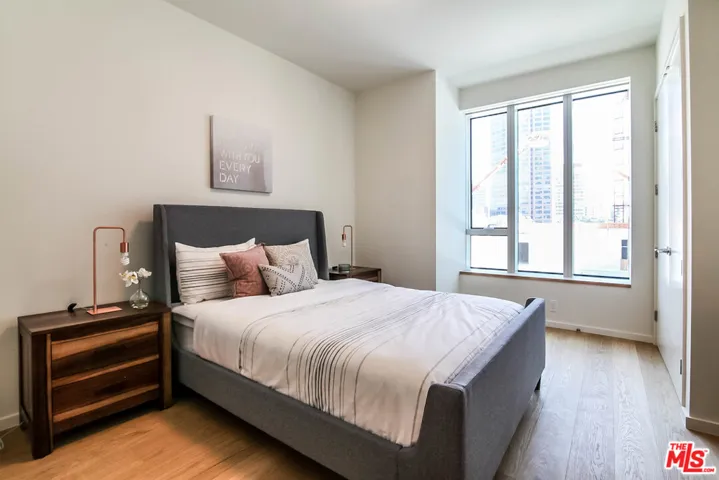 889 Francisco Street 911, Los Angeles, California 90017