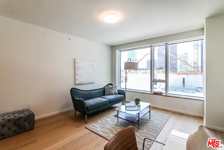 889 Francisco Street 911, Los Angeles, California 90017