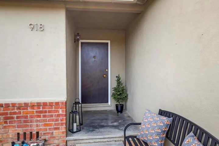 918 Mockingbird Lane, Sunnyvale, California 94087