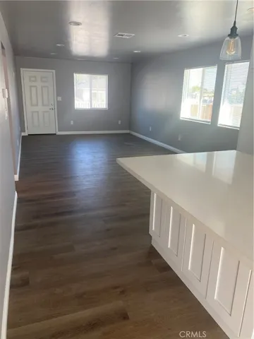 8207 Wheatland Avenue, Sun Valley, California 91352