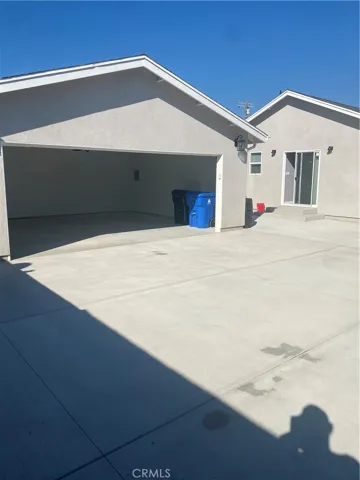 8207 Wheatland Avenue, Sun Valley, California 91352