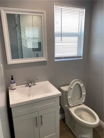 8207 Wheatland Avenue, Sun Valley, California 91352