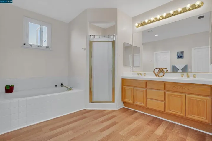 309 Glenbriar Cir, Tracy, California 95377