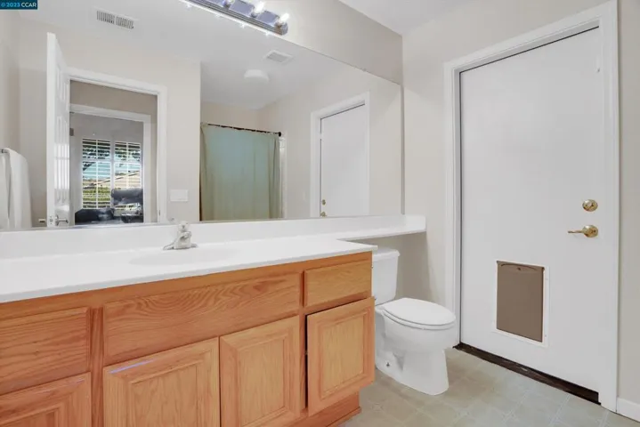 Lower Level Full Bathroom #1