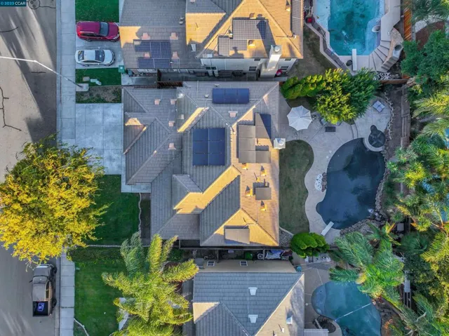 309 Glenbriar Cir, Tracy, California 95377