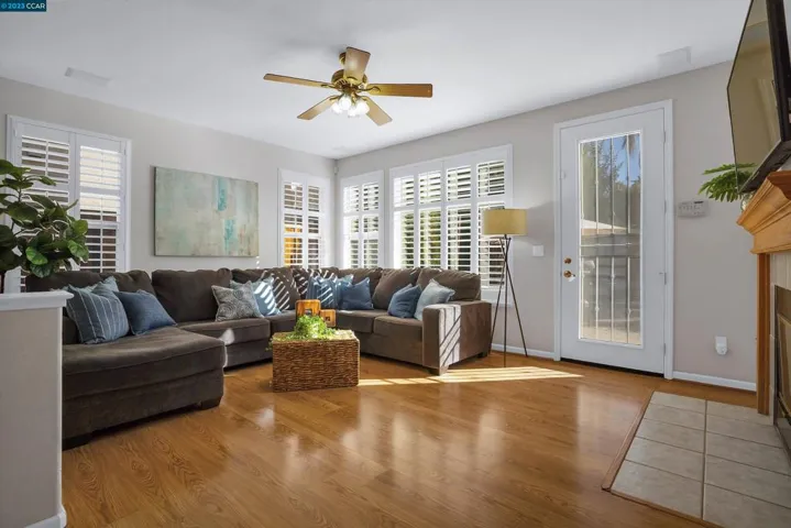 309 Glenbriar Cir, Tracy, California 95377