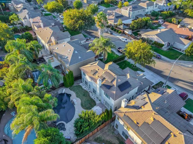 309 Glenbriar Cir, Tracy, California 95377