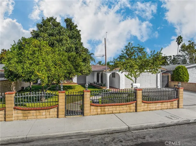400 Randy Street, Pomona, California 91768
