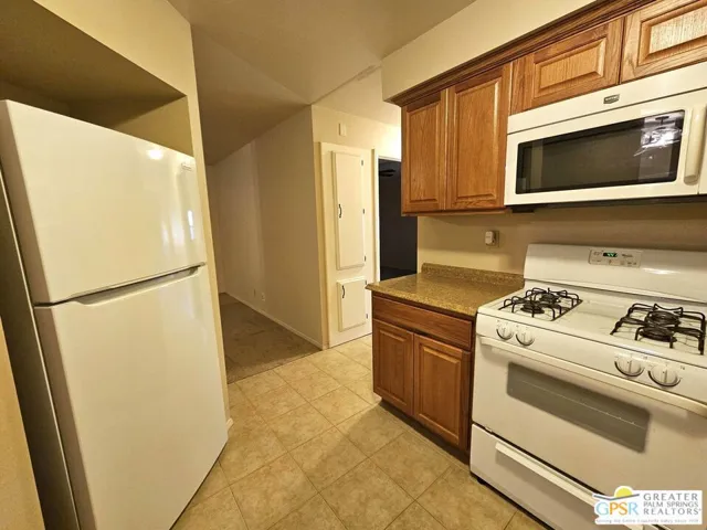 14777 Palm Drive Unit 114, Desert Hot Springs, California 92240