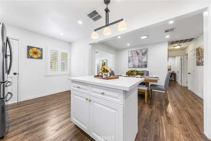 410 E Colorado Boulevard, Arcadia, California 91006