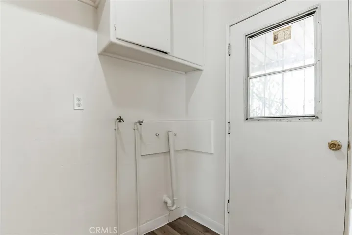 11049 Hulme Avenue, Lynwood, California 90262