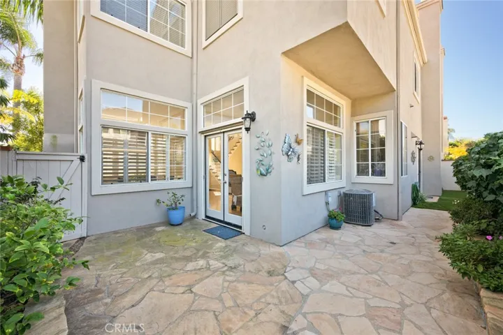 2421 E 16th Street Unit 1, Newport Beach, California 92663