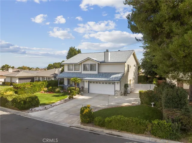 13025 Greensboro Road, Victorville, California 92395