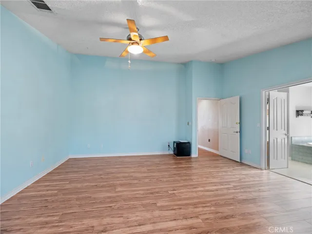13025 Greensboro Road, Victorville, California 92395