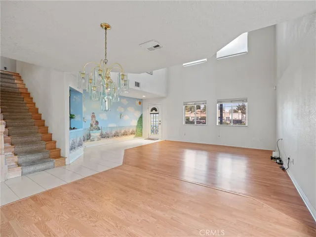 13025 Greensboro Road, Victorville, California 92395