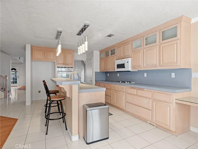 13025 Greensboro Road, Victorville, California 92395