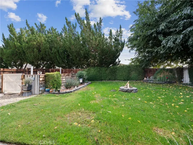 13025 Greensboro Road, Victorville, California 92395