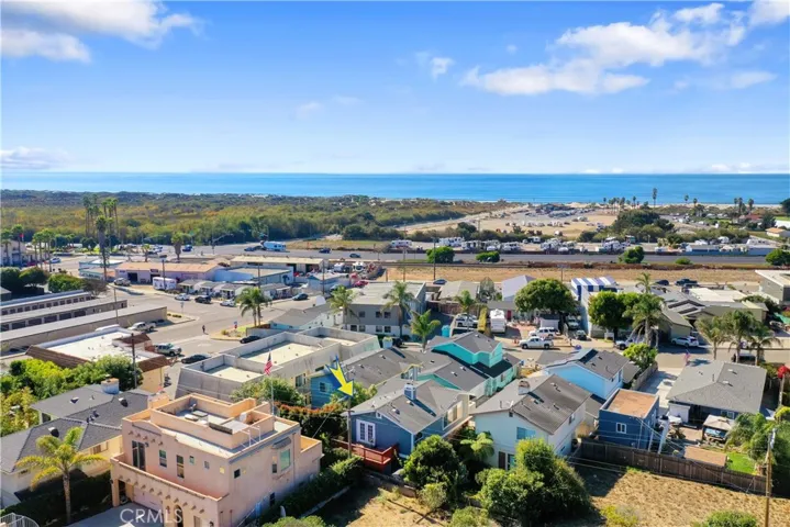 Close to Pismo Beach.       Aerial photo
