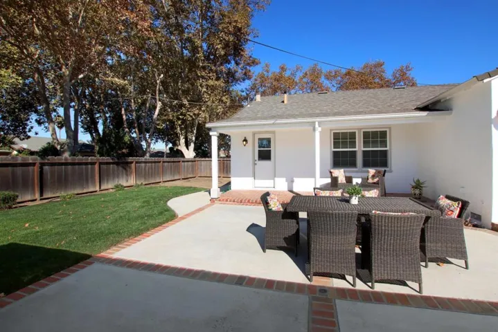 489 Haydon Street, Hollister, California 95023