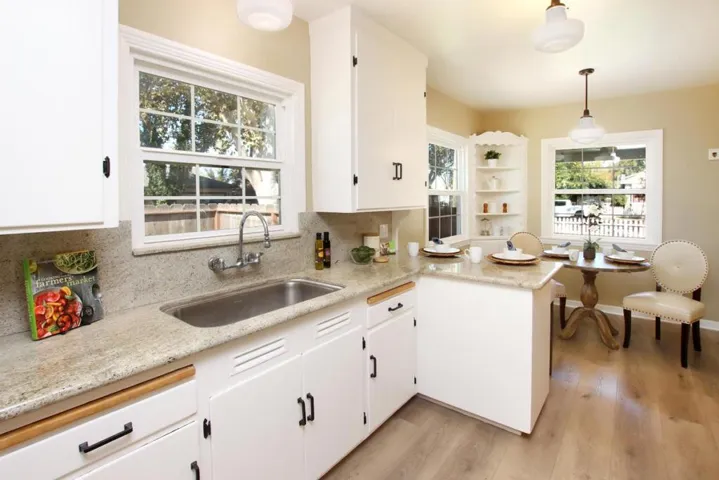 489 Haydon Street, Hollister, California 95023