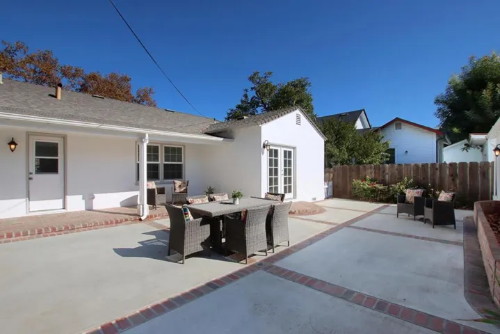 489 Haydon Street, Hollister, California 95023
