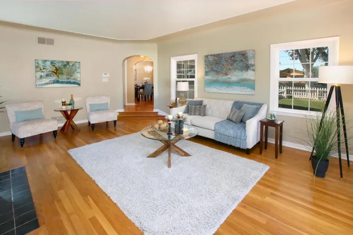 489 Haydon Street, Hollister, California 95023
