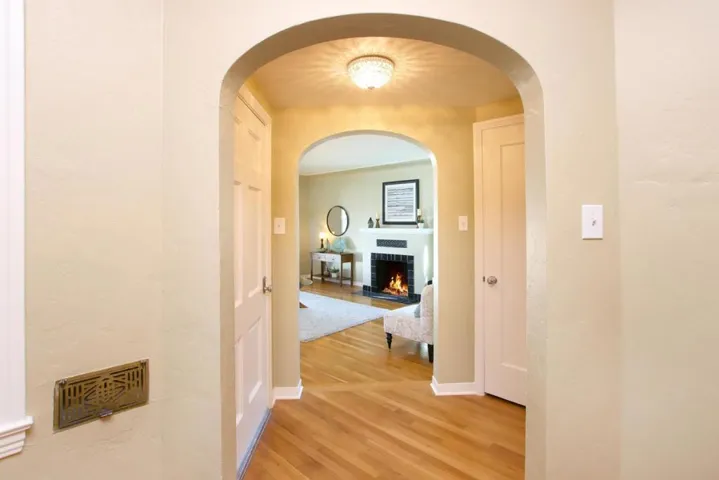 489 Haydon Street, Hollister, California 95023