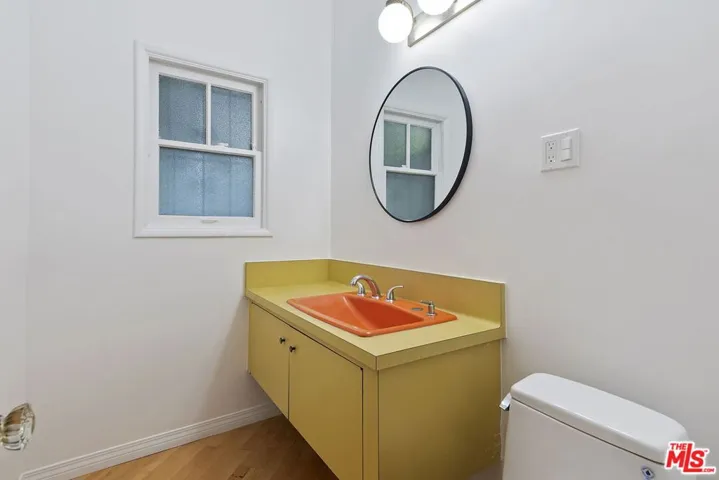 10361 Lindbrook Drive, Los Angeles, California 90024