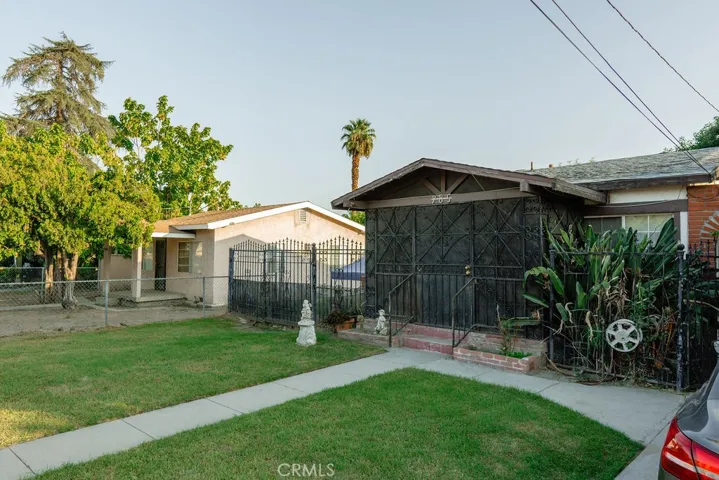 985 W 14th Street, San Bernardino, California 92411