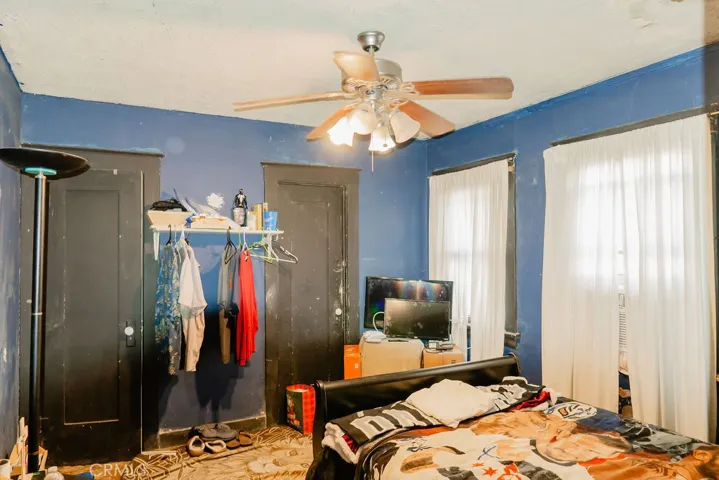 985 W 14th Street, San Bernardino, California 92411