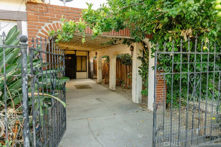 985 W 14th Street, San Bernardino, California 92411
